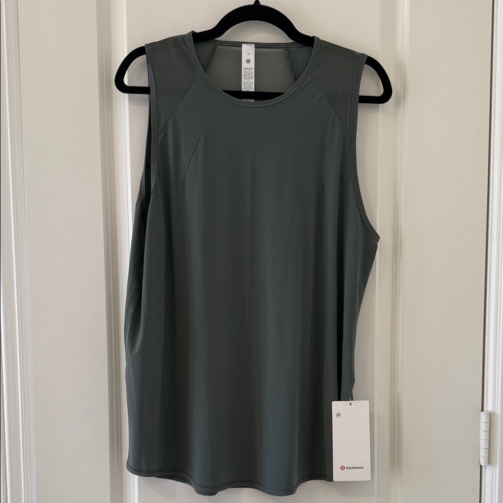 NWT Lululemon athletica Sculpt Tank Top in Palm Decco